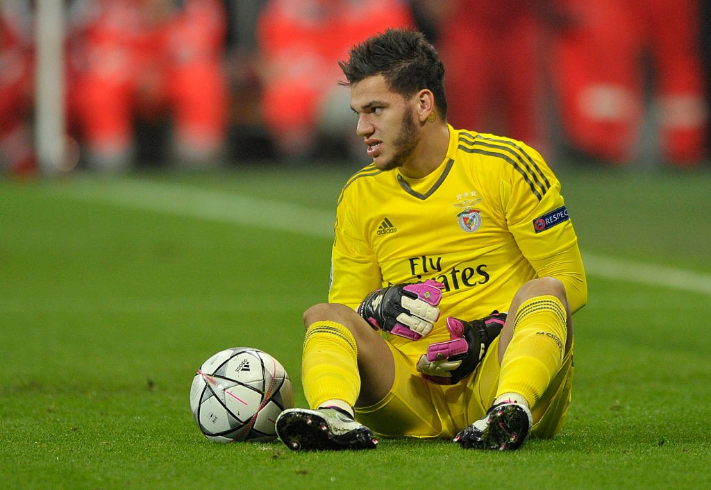 FC Bayern Muenchen  v  SL Benfica - UEFA Champions League Quarter Final: First Leg