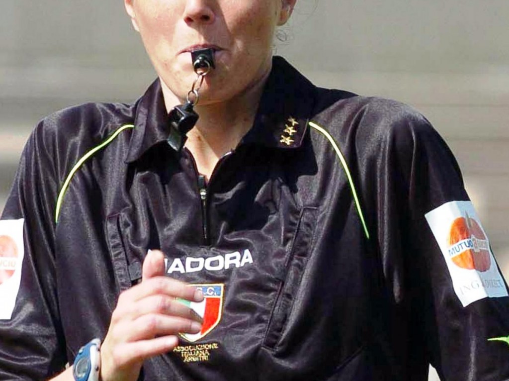 Arbitro ragazza